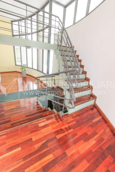 Tres Cruces Apto 1 Dorm, Piso 15 - vistas, Balcón y Terraza Lav, 43 m2.