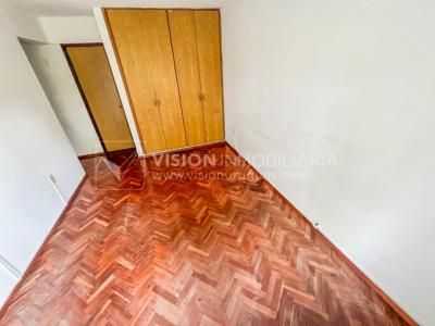 Apartamento con Renta en Venta al frente 2 Dormitorios 2 Baños, La Blanqueada, Av. 8 de Octubre, en Piso 3. Semiequipado. Amenities: 3 Parrilleros, gran Patio Juegos para Niños. Portería y Vigilancia