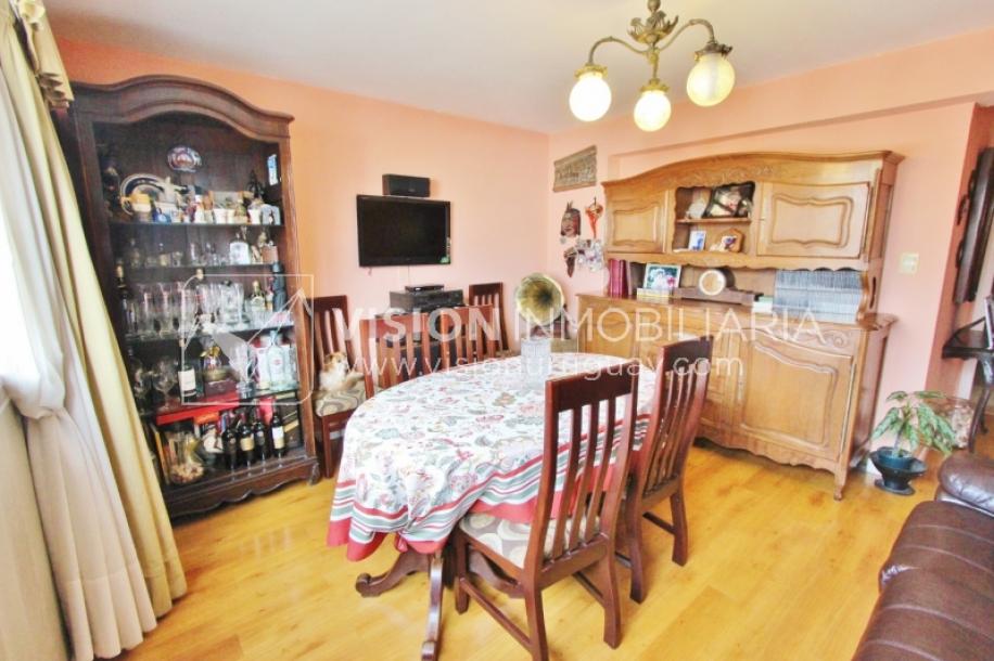 Apartamento con Renta al frente sobre Av. 8 de Octubre casi Propios, en 5to Piso, 3 dormitorios y 1 baño, impecable-9