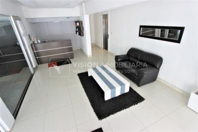 Apartamento al Frente de 1 Dormitorio y 1 Baño, impecable, Pocitos