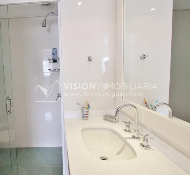 Apto en Aquarela Tower, lo mejor de Punta del Este | 4 dorm en suite + servicio, 253 m2 -72