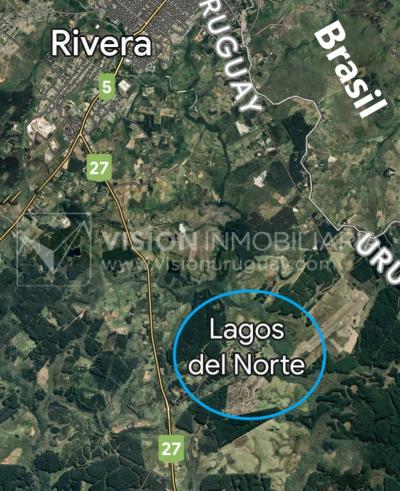 Venta de Casa / Chacra en Lagos del Norte, Rivera. 1.769 m2 de Terreno y 137 m2 Construidos. Piscina. Casa en una planta, Construcción Tradicional con Tejas. 4 dormitorios y 2 baños completos. Gran estufa a Leña. U$ 115.000 dólares