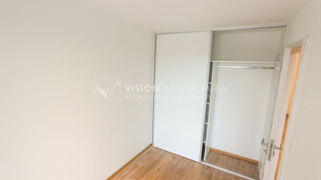 Apartamento en Venta 2 dormitorios y 1 baño, Palermo Parque Rodó Cordón Sur, 6to piso al frente-14