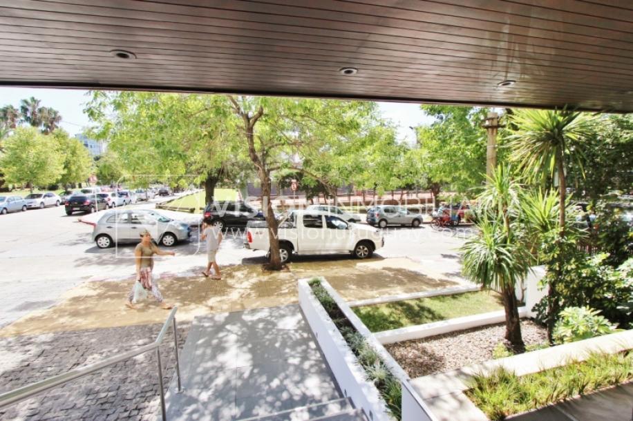 Alquila Apto. de 200m2 sobre el Parque Villa Biarritz, 3 dorm+servicio, garaje-74