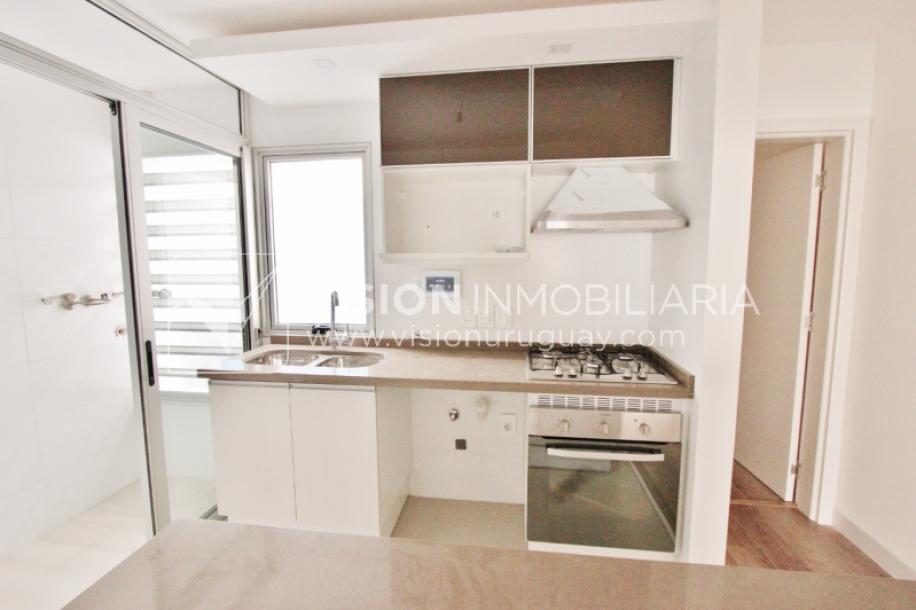 Apto en Puertito del Buceo, 4to Piso, finas terminaciones, a estrenar ya.-10