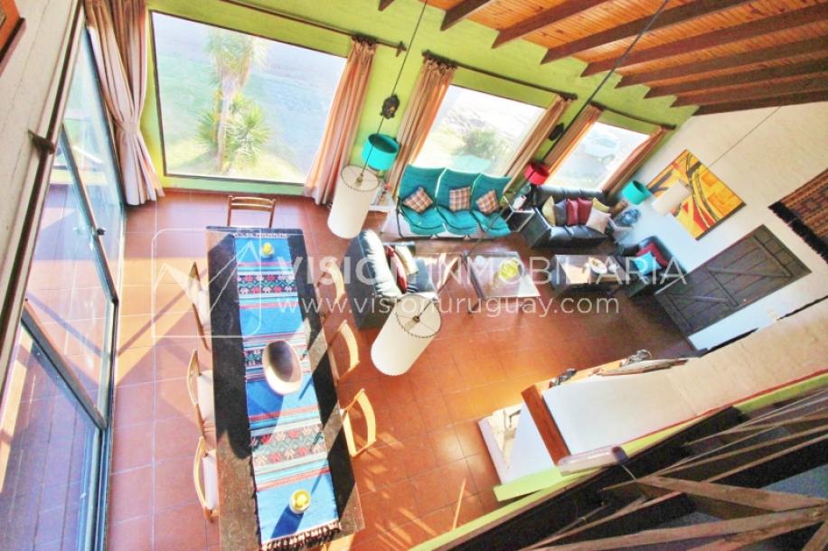 Espectacular Casa en Punta del Diablo a pasos del mar; piscina climatizada, barbacoa, chillout.-87