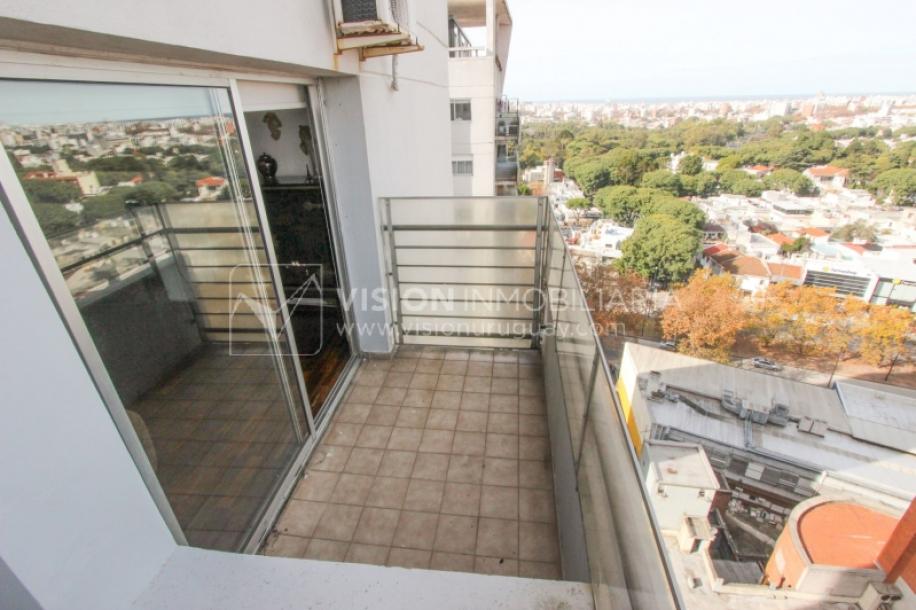 Tres Cruces Apto 1 Dorm, Piso 15 - vistas, Balcón y Terraza Lav, 43 m2.-3