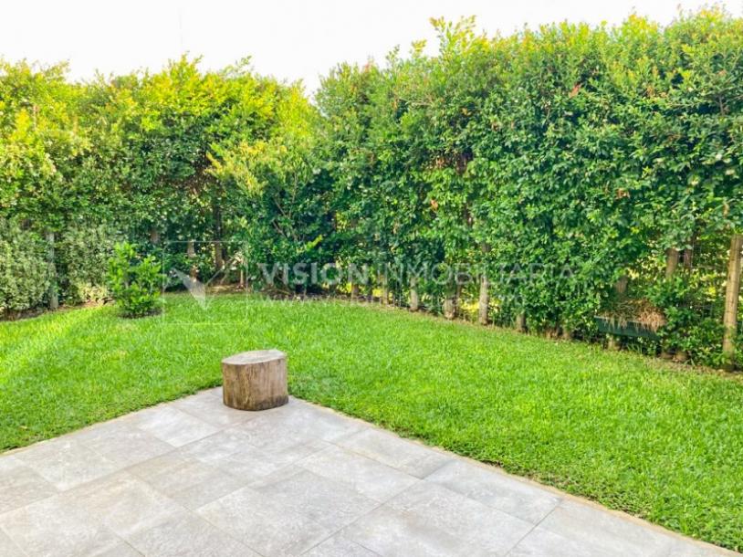 Casa en Venta en GREENS, Barrio Privado diseñado por el Arq. Carlos Ott. 3 dormitorios y 3 baños, 2 cocheras - U$ 340.000 dólares-40