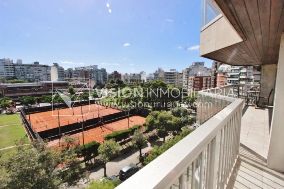 Alquila Apto. de 200m2 sobre el Parque Villa Biarritz, 3 dorm+servicio, garaje-13