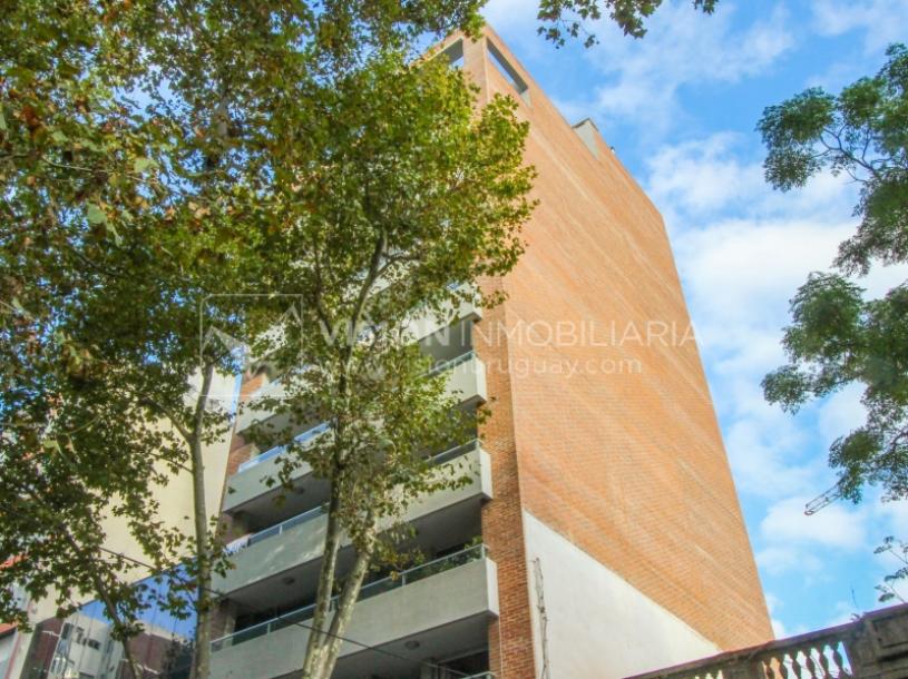 Apartamento en Venta 2 dormitorios y 1 baño, Palermo Parque Rodó Cordón Sur, 6to piso al frente-33