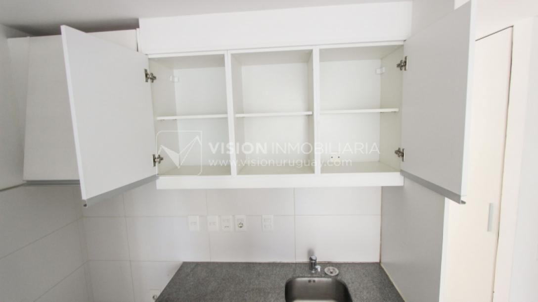 Apto nuevo 2 Dorm, 1 Baño, Av Libertador, 3er Piso MB vista, Sol directo todo el día, 2 balcones, 51 m2, Centro / Aguada. Renta sin impuestos: Vivienda Social.-12