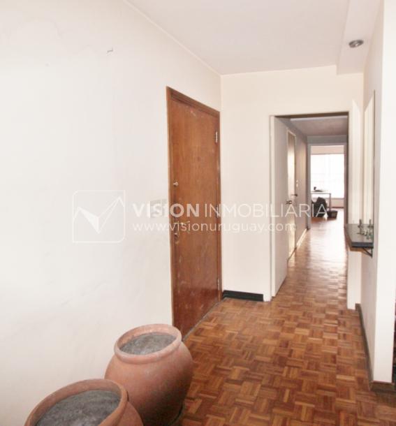 Alquila Apto. de 200m2 sobre el Parque Villa Biarritz, 3 dorm+servicio, garaje-29