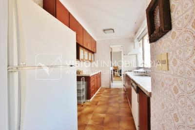 Alquila Apto. de 200m2 sobre el Parque Villa Biarritz, 3 dorm+servicio, garaje