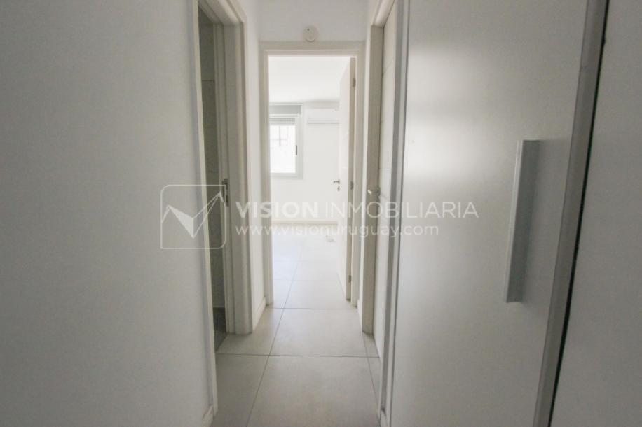 Apto nuevo 2 Dorm, 1 Baño, Av Libertador, 3er Piso MB vista, Sol directo todo el día, 2 balcones, 51 m2, Centro / Aguada. Renta sin impuestos: Vivienda Social.-20