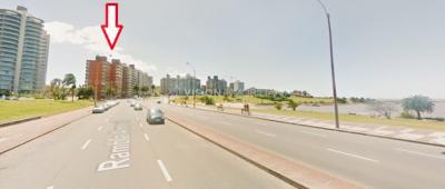 Apartamento en Rambla Piso alto al Puertito del Buceo 3 dorm + Servicio, 180 m2; Alquiler U$S 2.250 / GC $31.000