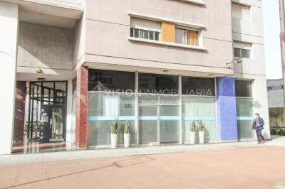 Tres Cruces Apto 1 Dorm, Piso 15 - vistas, Balcón y Terraza Lav, 43 m2.