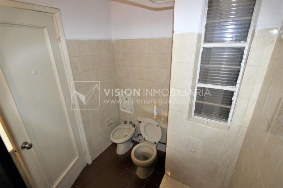 Casa de 212m2 & terreno de 359m2, Av. Luis A. de Herrera casi Rambla, Buceo-Pocitos-20