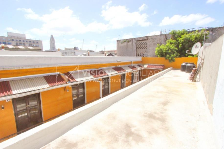 Hospedaje Hotel Hostal Pensión con Renta, 30 habitaciones, 457m2 construidos, Cd. Vieja-35