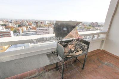 Tres Cruces Apto 1 Dorm, Piso 15 - vistas, Balcón y Terraza Lav, 43 m2.