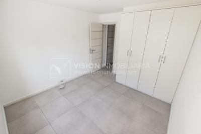 Apto nuevo 2 Dorm, 1 Baño, Av Libertador, 3er Piso MB vista, Sol directo todo el día, 2 balcones, 51 m2, Centro / Aguada. Renta sin impuestos: Vivienda Social.