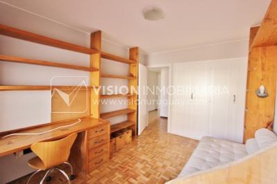 Alquila Apto. de 200m2 sobre el Parque Villa Biarritz, 3 dorm+servicio, garaje