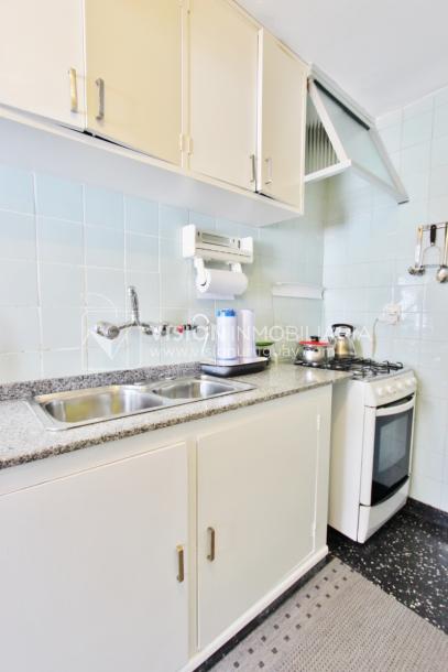 Casa impecable en La Teja, 3 dorm y 1 baño, barbacoa, garaje p/ 2 autos-19