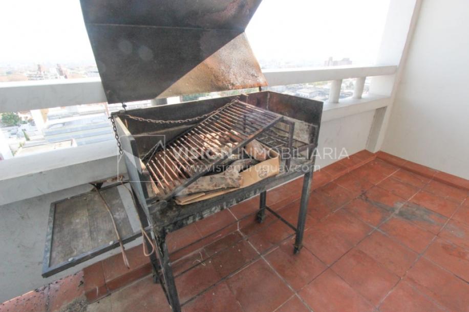 Tres Cruces Apto 1 Dorm, Piso 15 - vistas, Balcón y Terraza Lav, 43 m2.-37