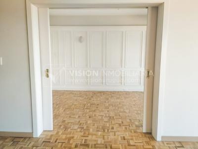 Apartamento en Rambla Piso alto al Puertito del Buceo 3 dorm + Servicio, 180 m2; Alquiler U$S 2.250 / GC $31.000