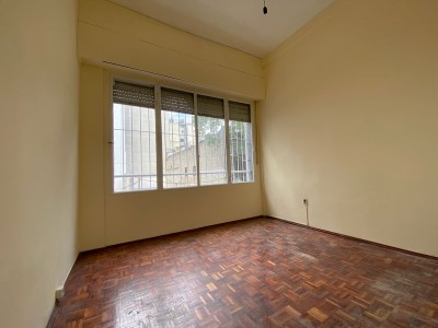 Alquiler Amplio Apartamento Centro