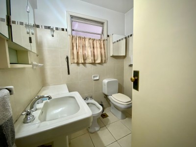 Esplendido apto en Pocitos.