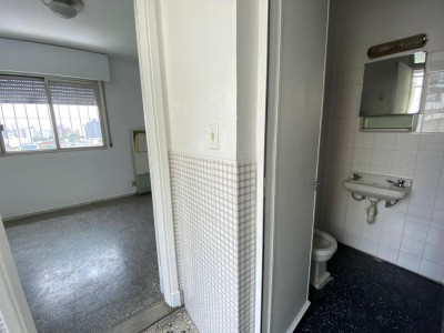 Estupendo apto sobre rambla de Pocitos