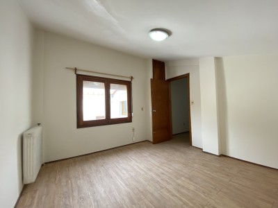 Espléndida casa en Carrasco, ideal familia numerosa o empresa.