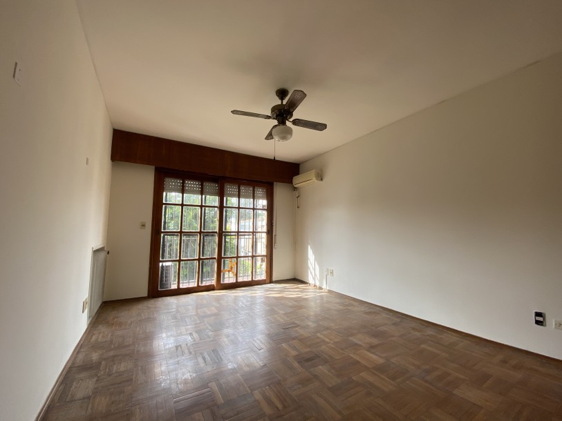 Espléndida casa en Carrasco, ideal familia numerosa o empresa.-9