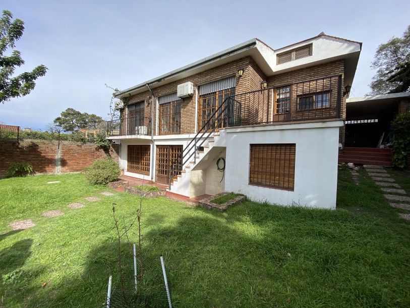 Espléndida casa en Carrasco, ideal familia numerosa o empresa.-25