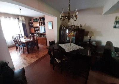Amplia casa en venta en Punta Gorda