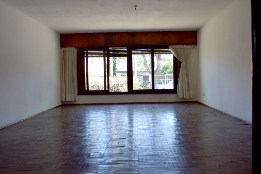 Alquiler Amplia Casa En Excelente Zona De Carrasco-3