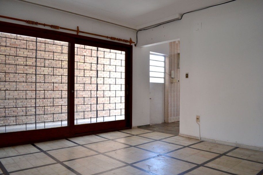 Alquiler Amplia Casa En Excelente Zona De Carrasco-6