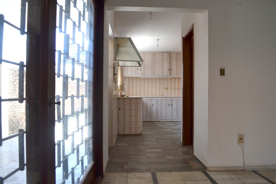 Alquiler Amplia Casa En Excelente Zona De Carrasco-7