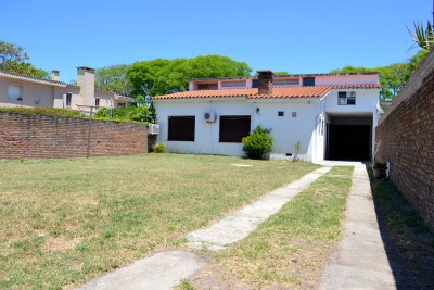 Alquiler Amplia Casa En Excelente Zona De Carrasco