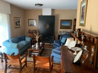 Muy agradable propiedad horizontal en zona Club Náutico