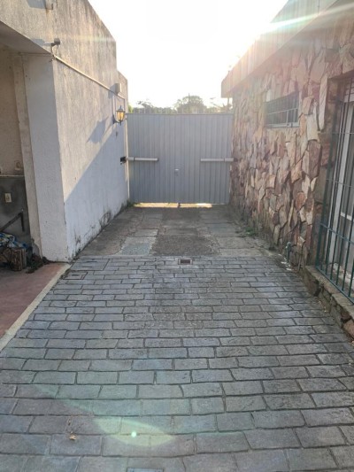 Muy agradable propiedad horizontal en zona Club Náutico