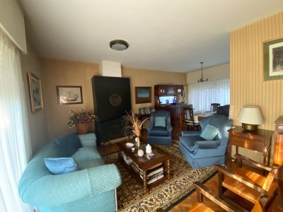 Muy agradable propiedad horizontal en zona Club Náutico