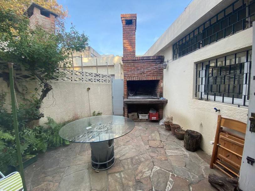 Muy agradable propiedad horizontal en zona Club Náutico-20